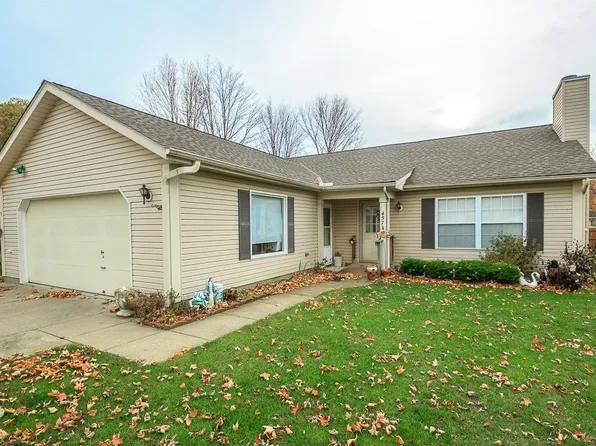 457 Oak Hollow Dr, Madison, OH 44057