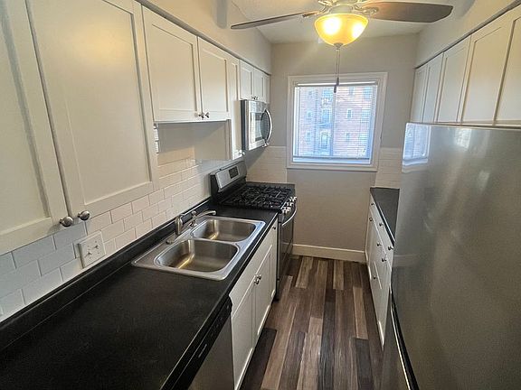 3rd image of 622 S 36th St #18374032