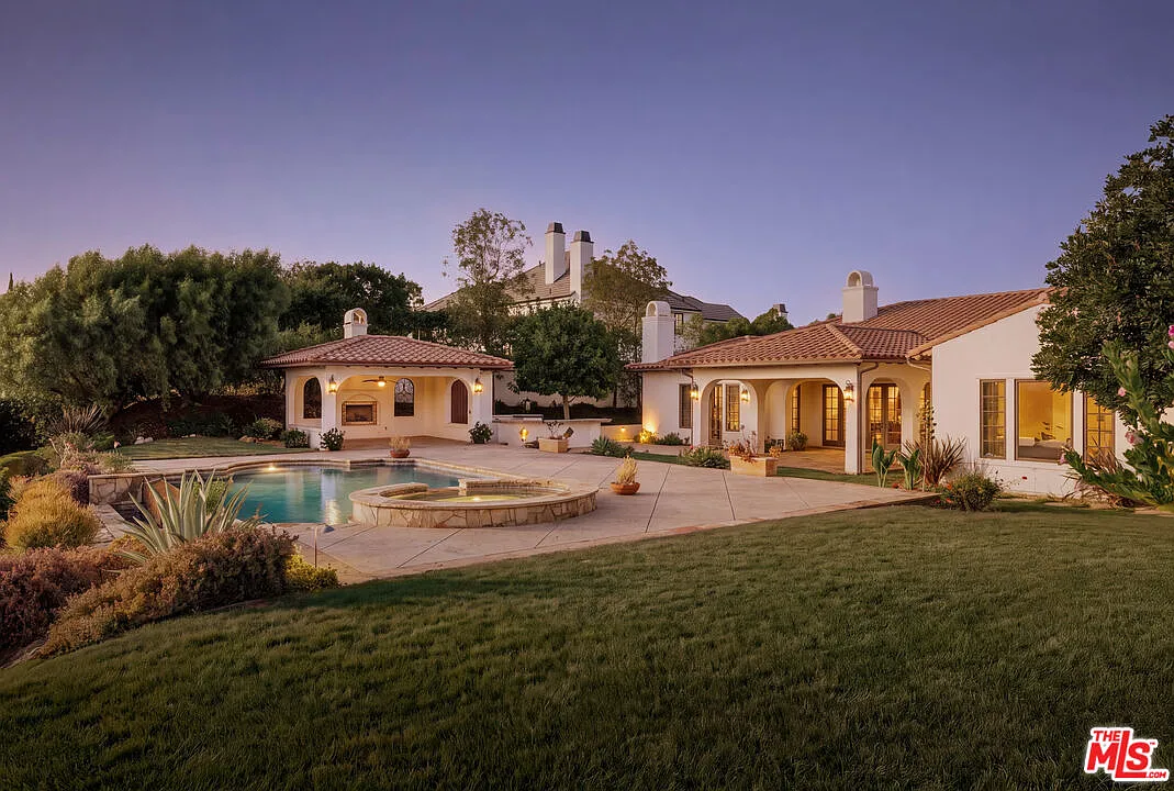 5 bed, 6.0 bath, 5605 sqft, $22,500 — Photo 1