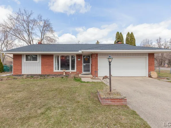 27420 Pickford St, Livonia, MI 48152