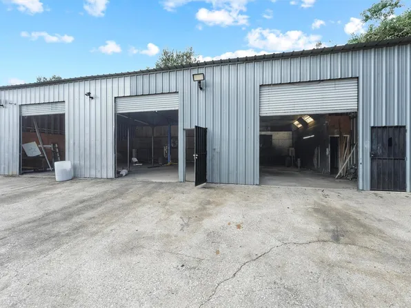 5621 Haywood St, Houston, TX 77016