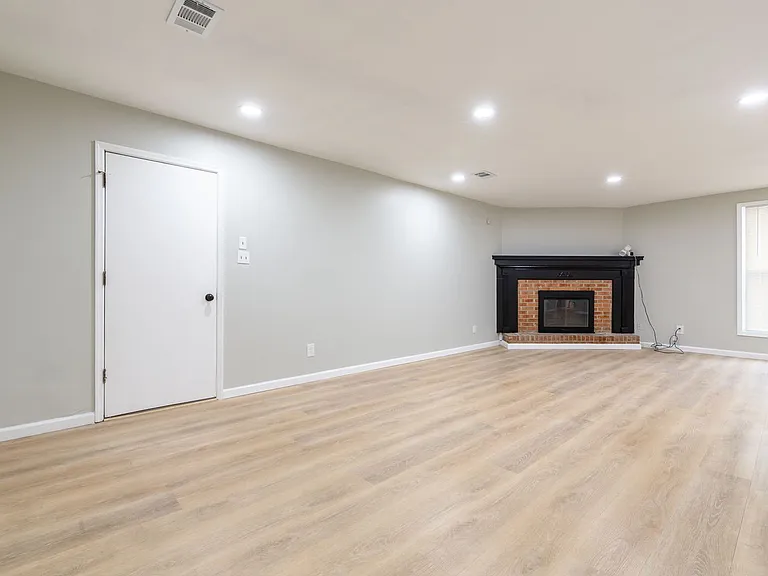1000 Rampart Pl — Photo 6