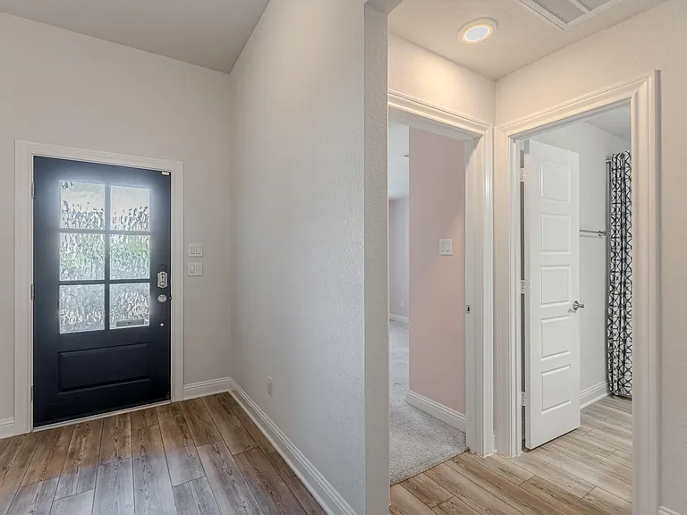 9840 Sweet Flag Ct — Photo 10