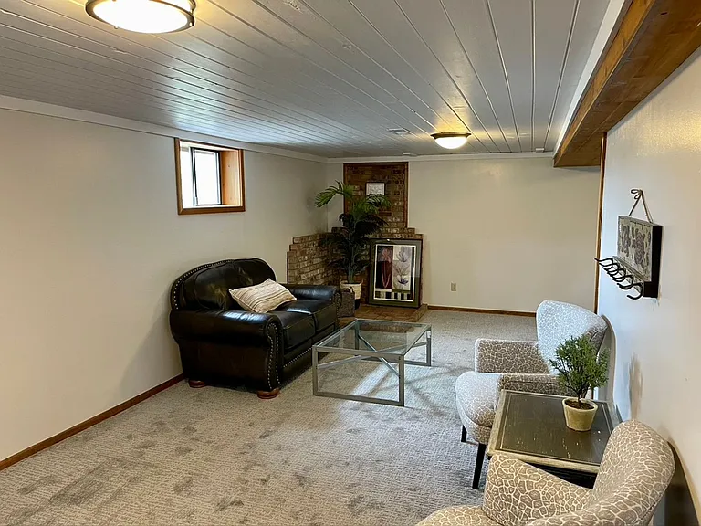 209 Alpha Rd — Photo 18