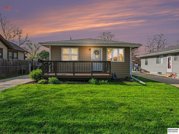 2907 Avenue #I, Council Bluffs, IA 51501