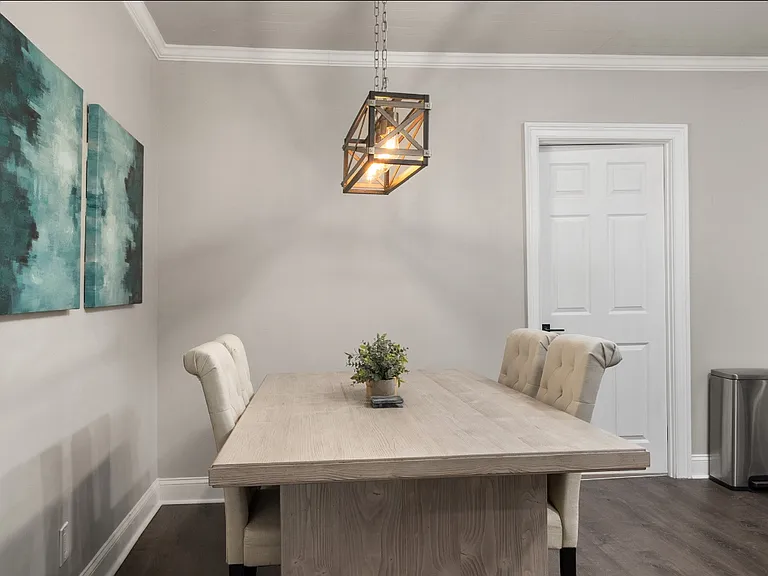1716 Chapel Hill Rd — Photo 21