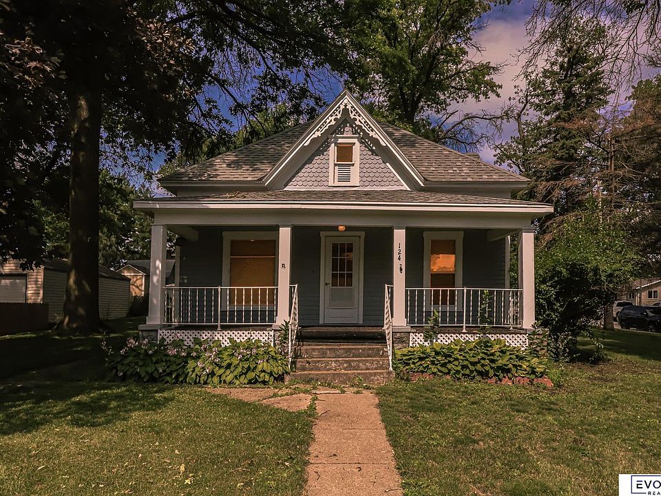 124 N 5th St, Elmwood, NE 68349 MLS 22315056 Zillow