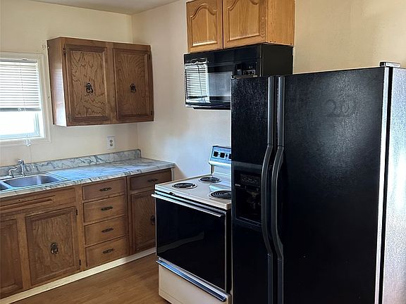 5th image of 406 W Spruce Avenue