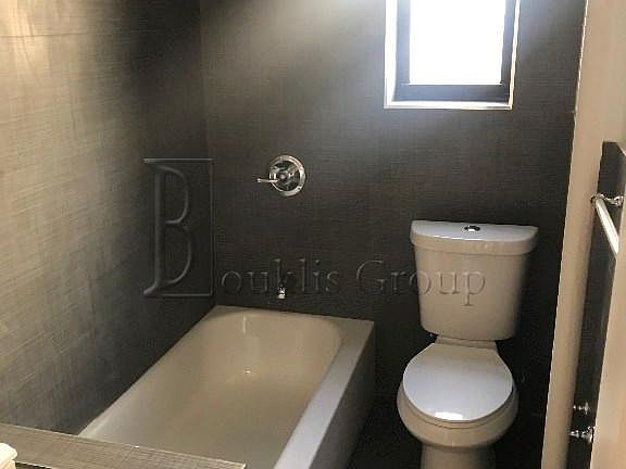 5th image of 2721 23rd St APT 3C