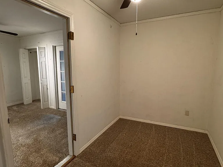 659 Frances Dr — Photo 17