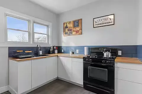109 Carrier St NE — Photo 17