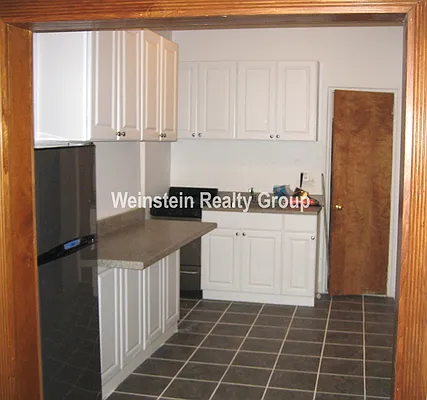 Rented by Weinstein Realty Group | media 26