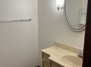 1770 State Road 46 W #1-D, Nashville, IN 47448