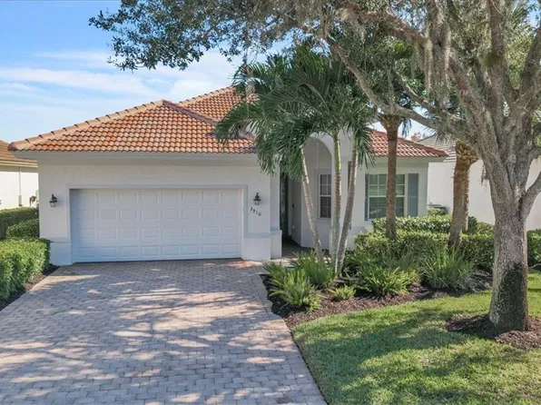 3910 Lakeview Isle Ct, Fort Myers, FL 33905