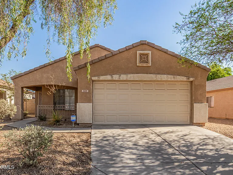 1525 W Burgess Ln — Photo 27