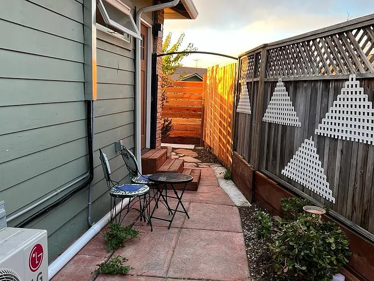 2716 Oxford Ave #ADU — Photo 6
