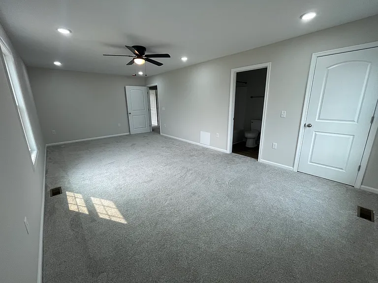 321 Sara Ann Ave — Photo 15
