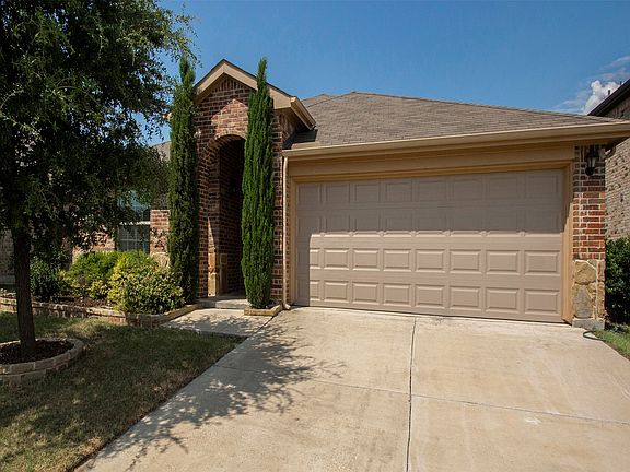 2nd image of 2314 Pontotoc Dr