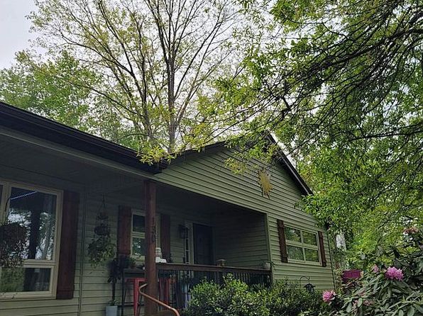 130 White Dogwood Ln