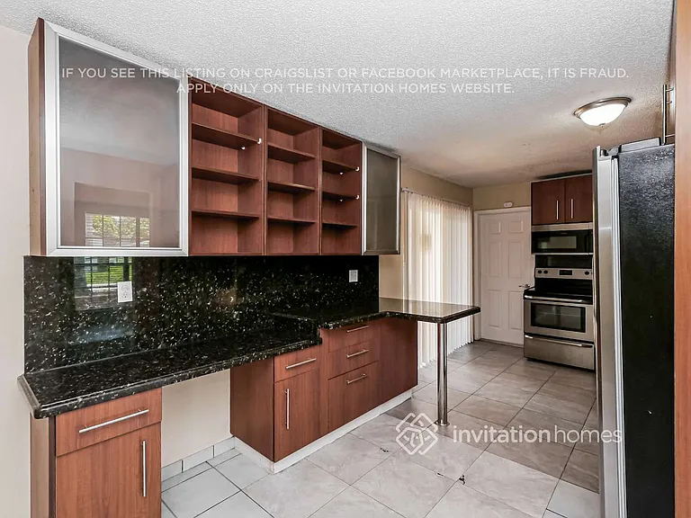 5131 SW 101st Ter — Photo 7