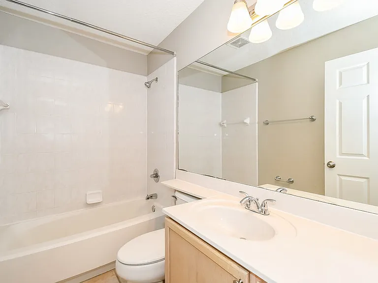 6065 Winding Bridge Dr — Photo 15