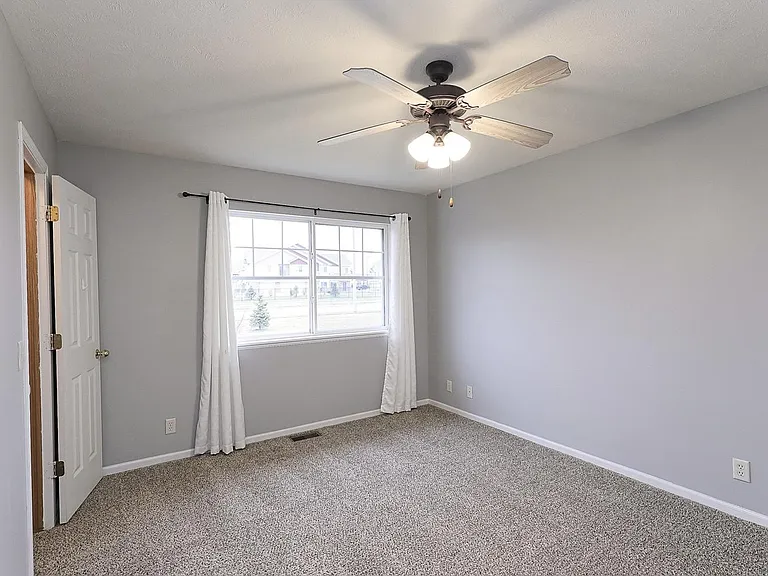 8805 Venice Ln — Photo 26