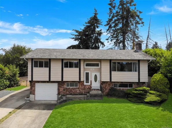 156 Moss Ave, Parksville, BC V9P 1L7