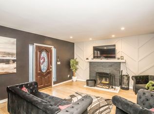 2017 Pine St, Baldwin, NY 11510