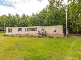 21 Roses Ct, Marquette, MI 49855