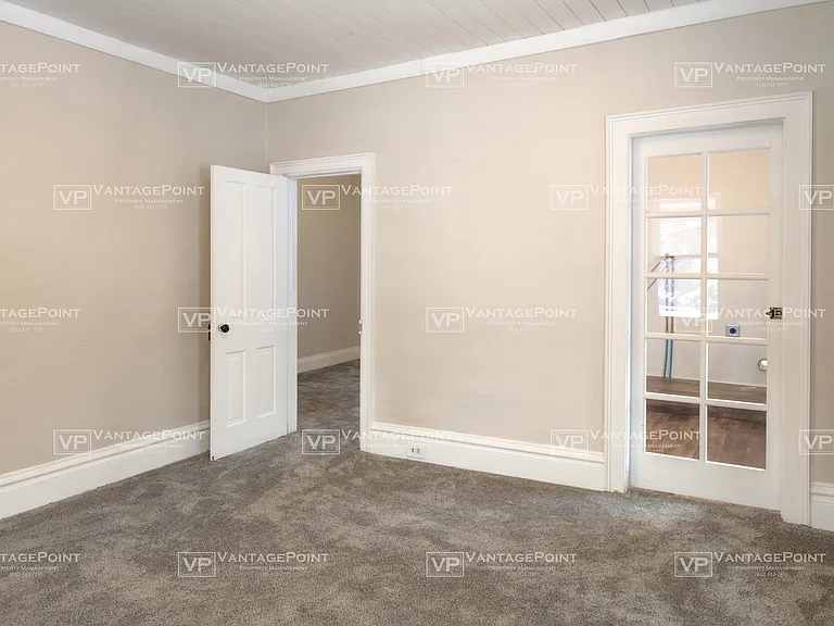 315 S Superior St — Photo 7
