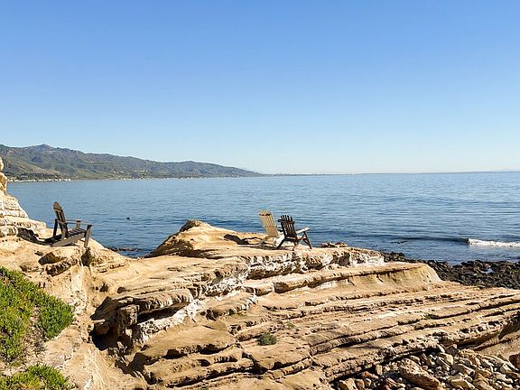 3rd image of 29221 Heathercliff Rd APT 13