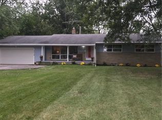 4712 E Lake Rd, Sheffield Lake, OH 44054