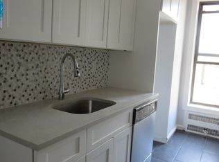 1115 Dorchester Rd #28, Brooklyn, NY 11218