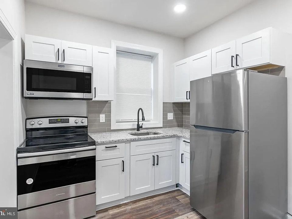 1st image of 4332 Parrish St #1