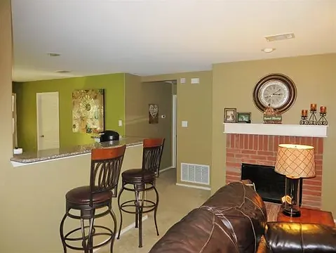 12947 Michelle Dr — Photo 8