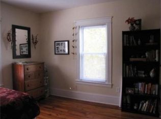 16 Gates St APT 3, Worcester, MA 01610