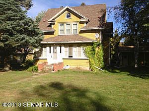 1st image of 103 2nd St SE