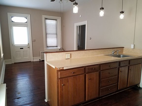 5th image of 130 N George St