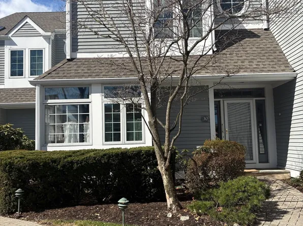 30 HALE Lane #30, Darien, CT 06820