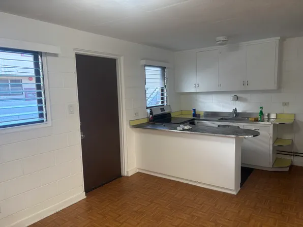 2307 Young St #10, Honolulu, HI 96826