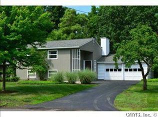 1220 Comstock Ave, Syracuse, NY 13210