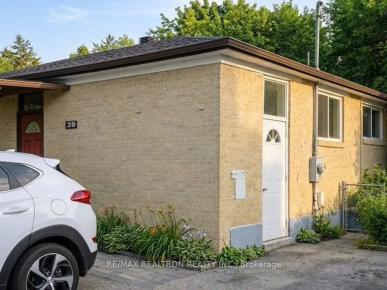 39 Davis Rd #BSMNT — Photo 3