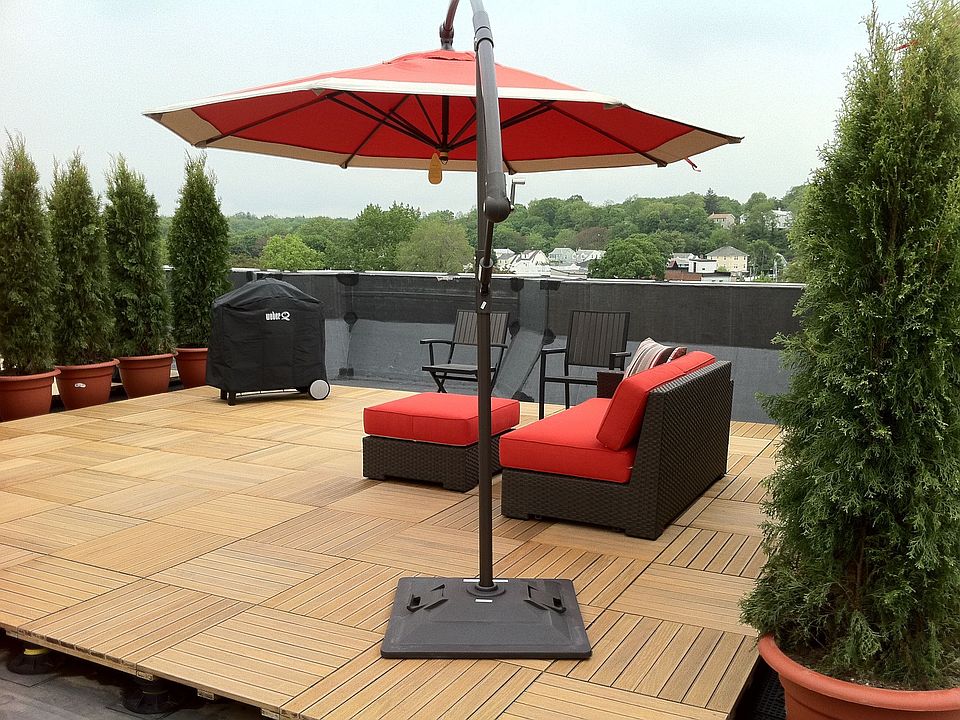 Roof top deck