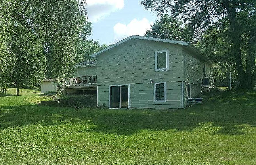 2nd image of 206 Jackson St