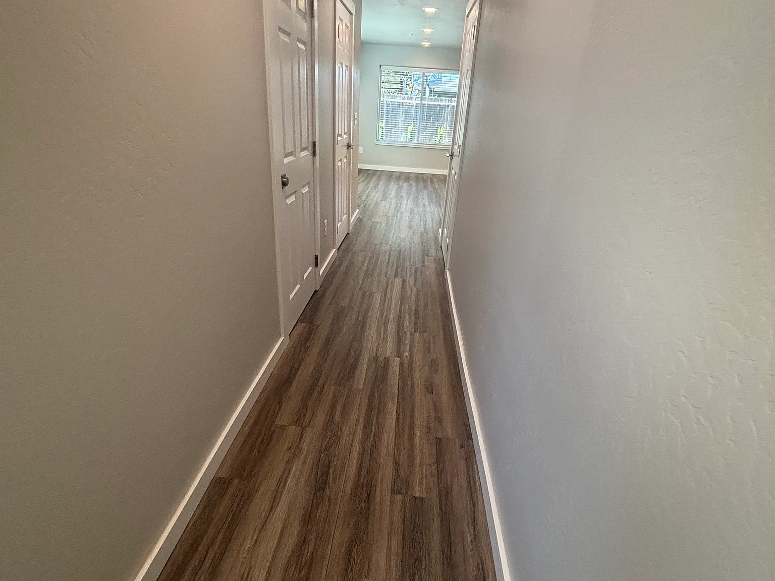 2 bed, 2.5 bath, 1330 sqft, $1,800 — Photo 3
