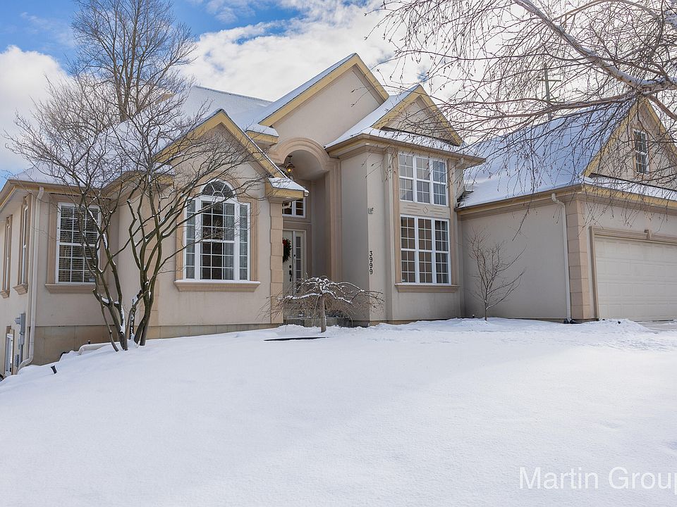1st image of 3999 Bridgestone Dr NE