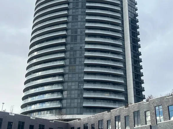 30 Gibbs Rd E #707, Toronto, ON M9B 0E4