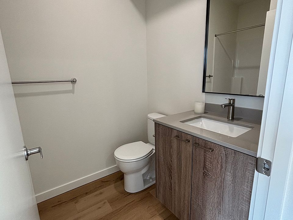 1st image of 4751 21st Ave NE #100