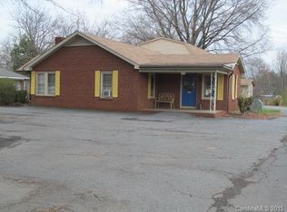 748 N Highway 16, Denver, NC 28037