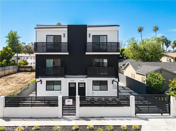 14420 Tiara, Van Nuys, CA 91401